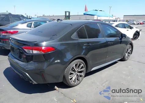 2020 Toyota Corolla Se/Night Shade z USA, uszkodzony, nr VIN 5YFS4RCE9LP004017